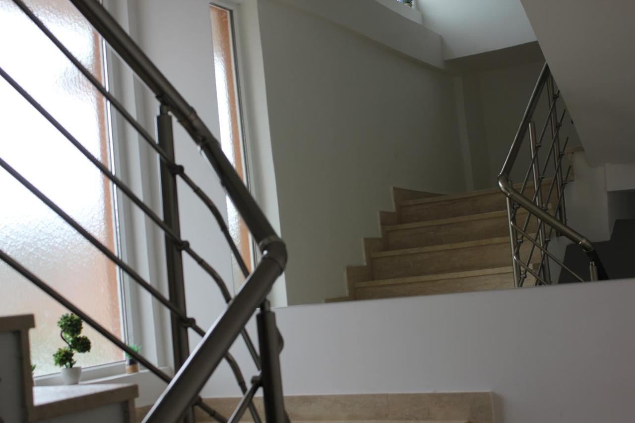 Apartments Kapisoda Цетине Экстерьер фото