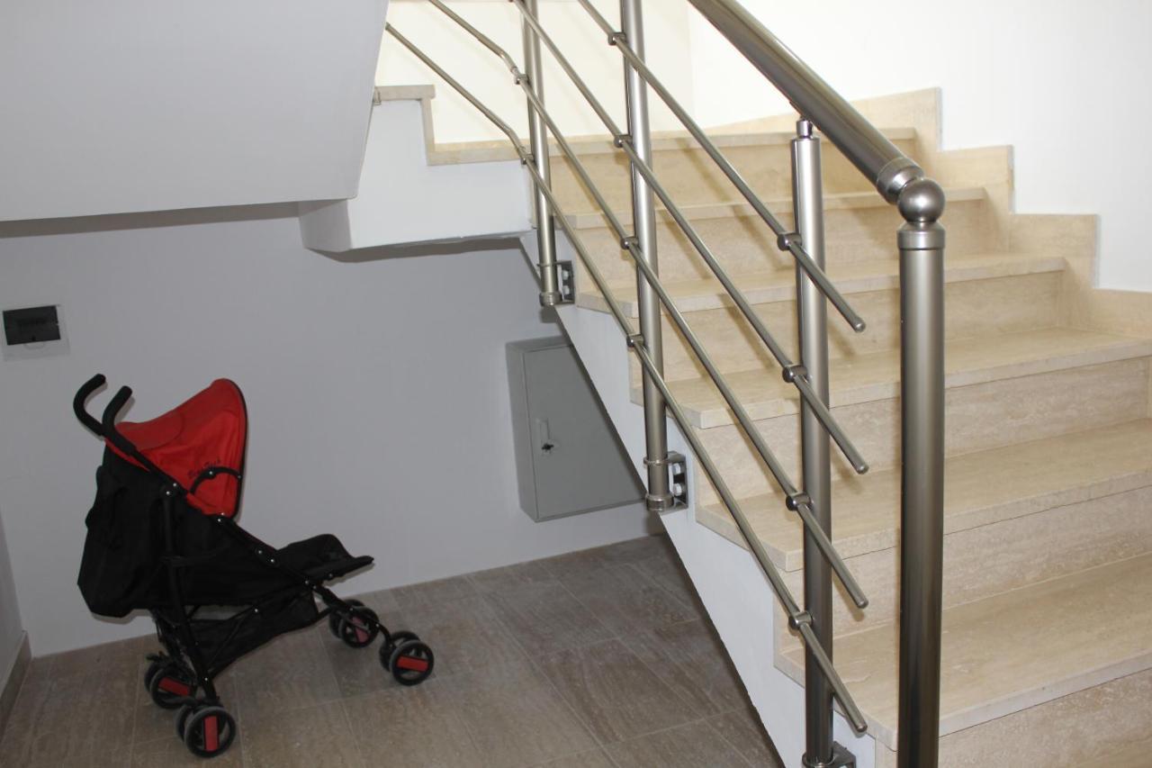 Apartments Kapisoda Цетине Экстерьер фото