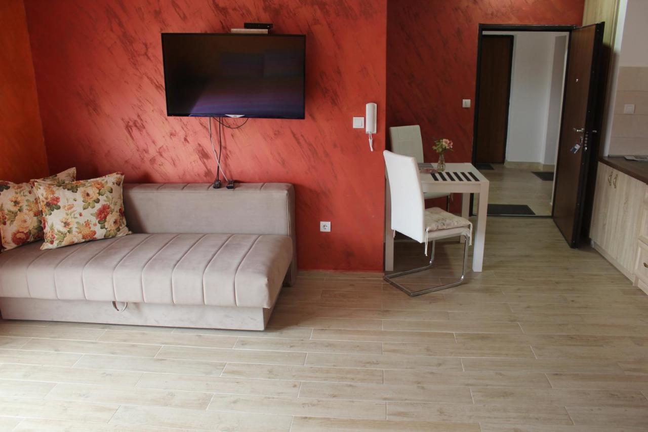 Apartments Kapisoda Цетине Экстерьер фото