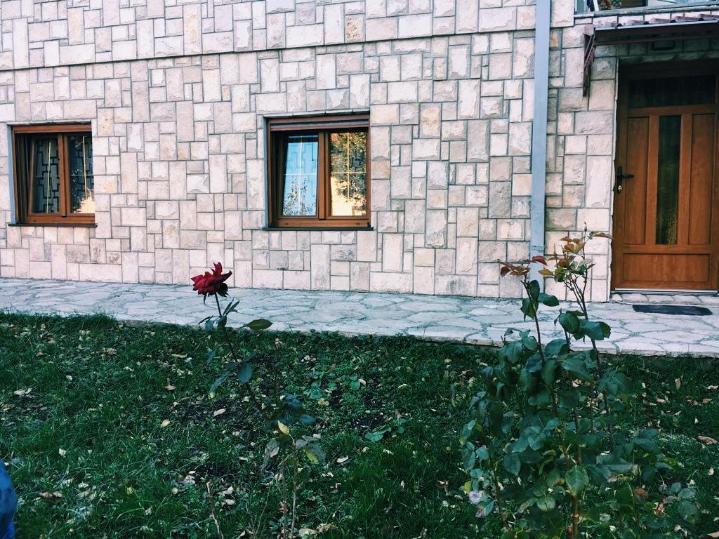 Apartments Kapisoda Цетине Экстерьер фото