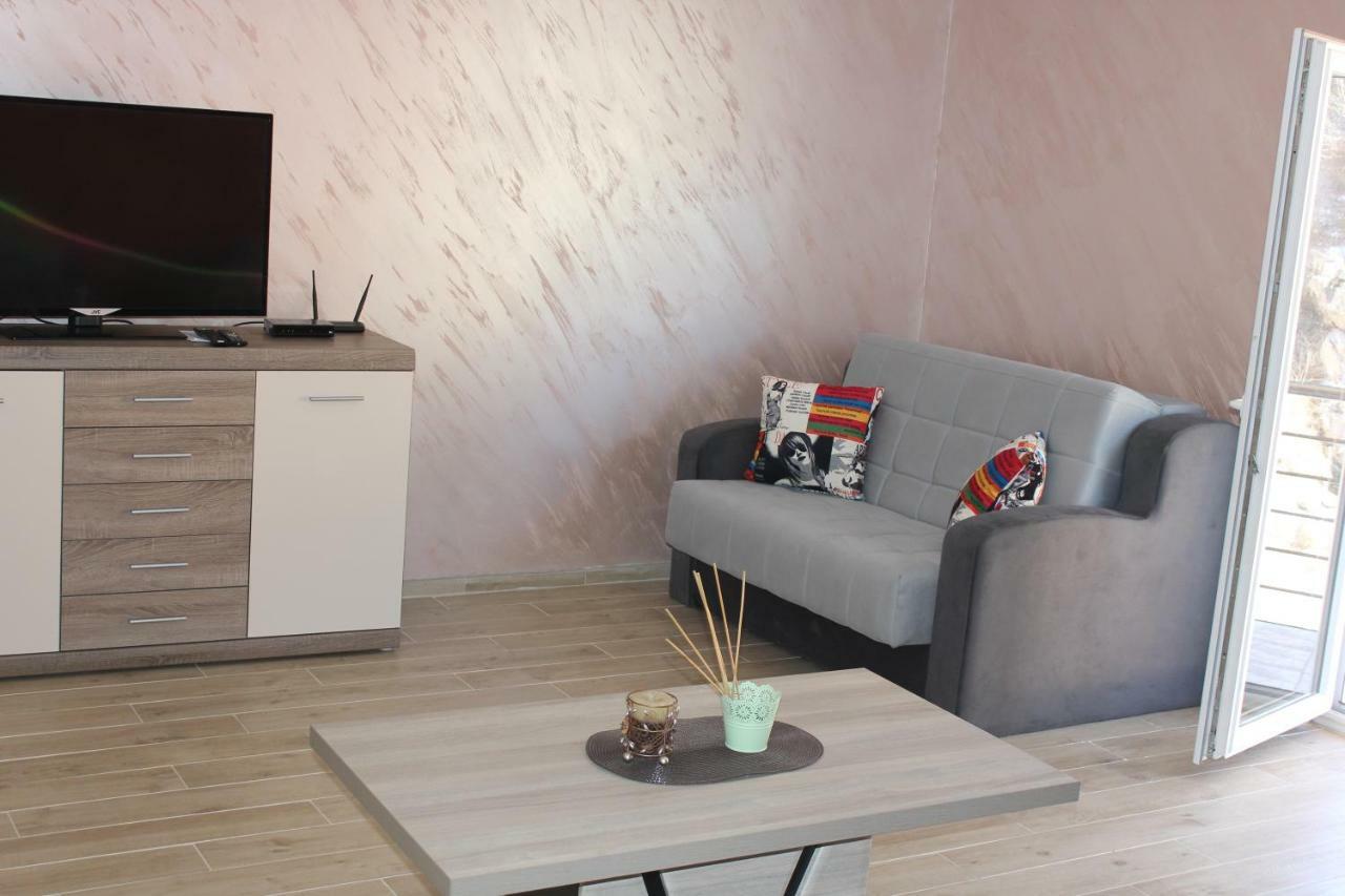 Apartments Kapisoda Цетине Экстерьер фото