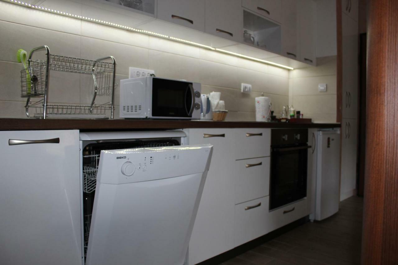 Apartments Kapisoda Цетине Экстерьер фото