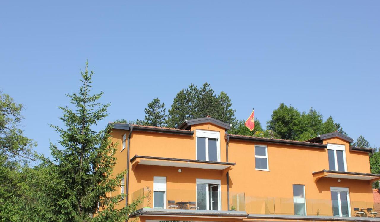 Apartments Kapisoda Цетине Экстерьер фото